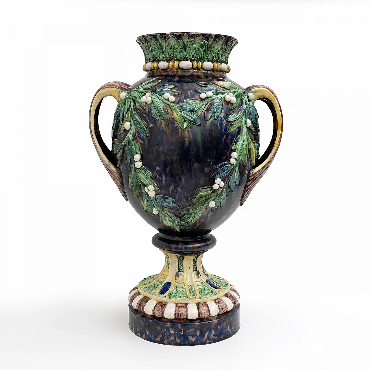 Palissy majolica vase with mistletoe, 1880 5