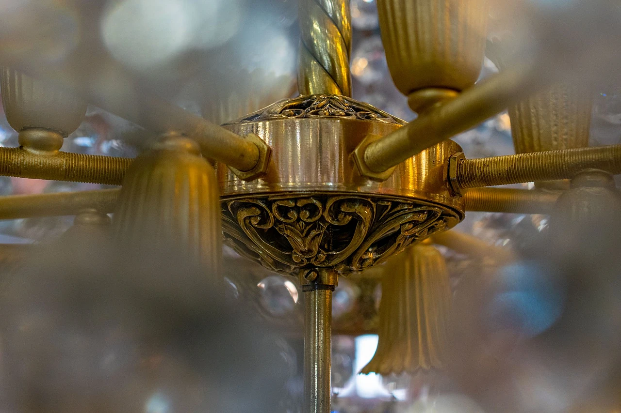 Lampadario in stile Impero in ottone e cristallo di Boemia, anni '50 12