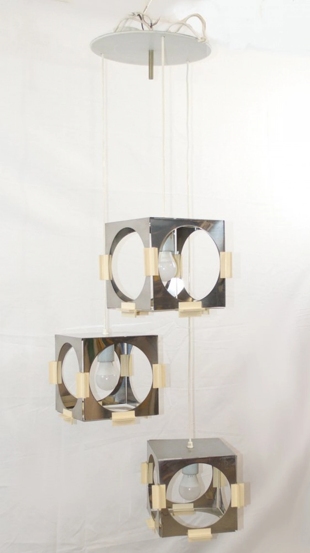 Chandelier with 3 metal cubes by G. Reggiani for Reggiani, 1970s 1