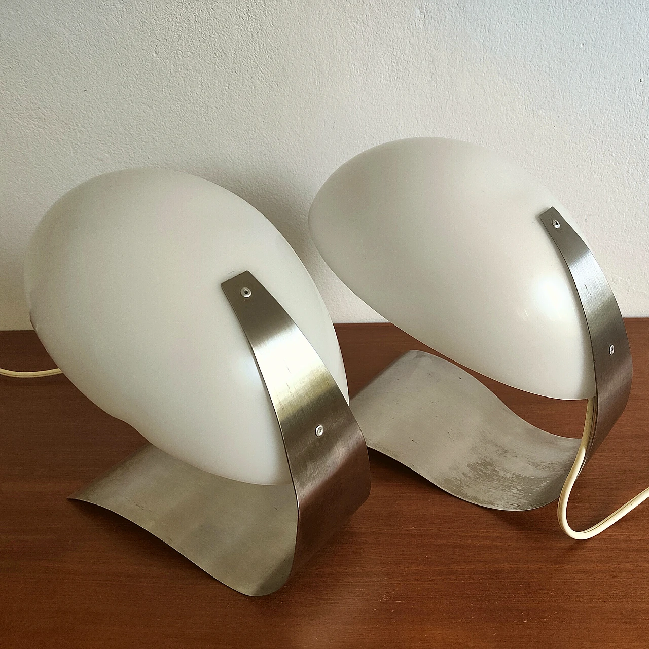 Pair of table lamps in Guzzini style, 1970s 4