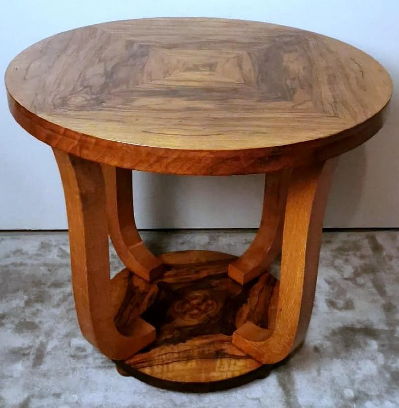 Art Déco coffee table in walnut burl with round top, 1930s 4