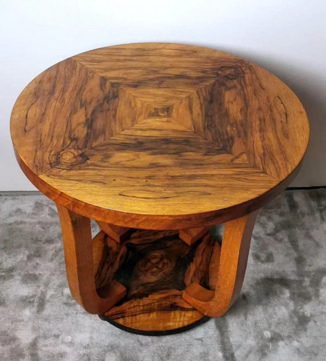 Art Déco coffee table in walnut burl with round top, 1930s 7