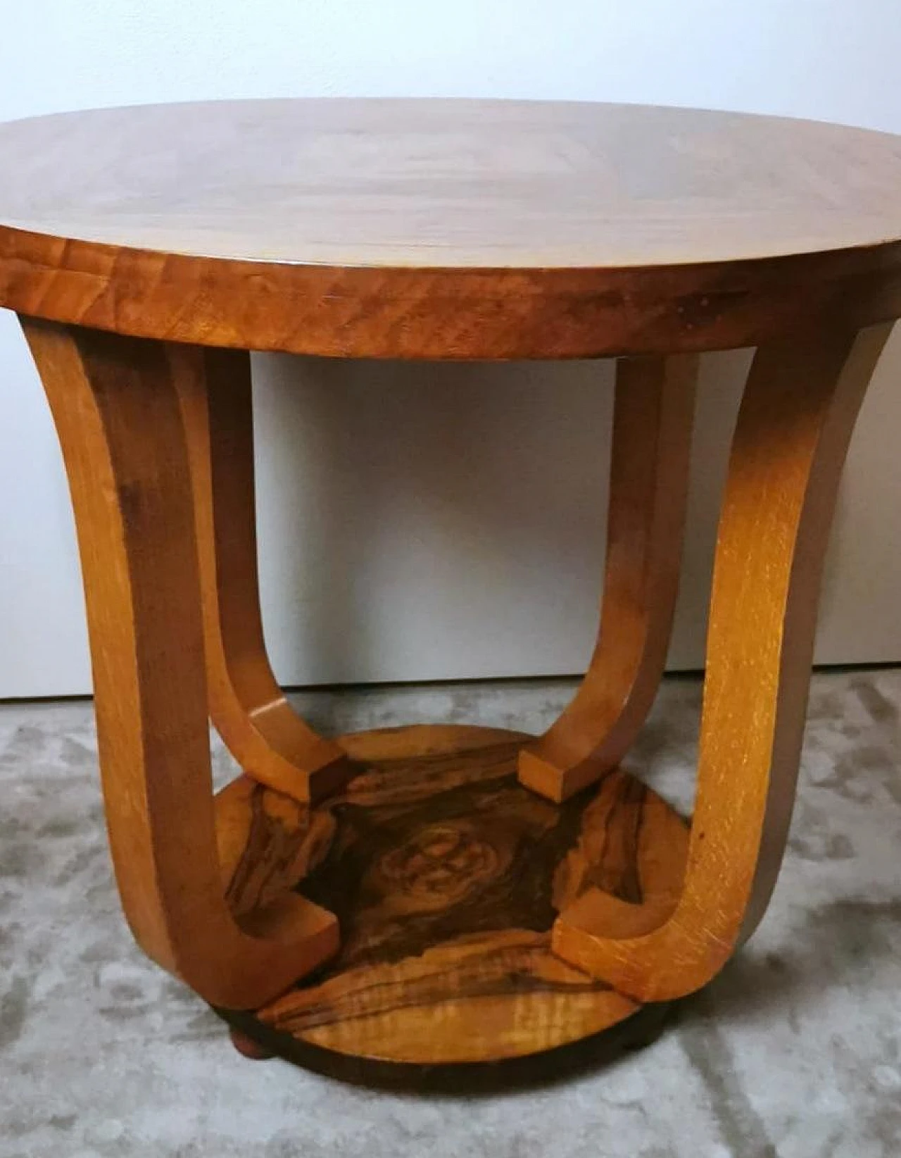 Art Déco coffee table in walnut burl with round top, 1930s 12