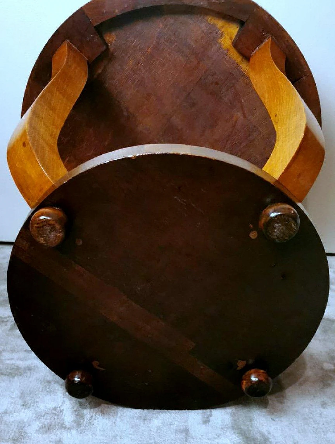 Art Déco coffee table in walnut burl with round top, 1930s 18