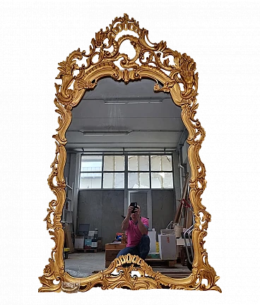 Baroque style carved and gilded wood mirror