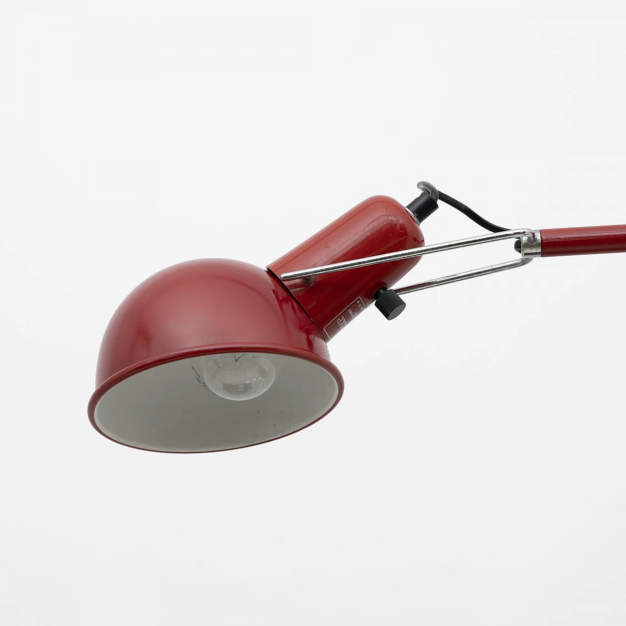 Wall light 265 in red enamelled iron by P. Rizzato for Arteluce, 1970s 5