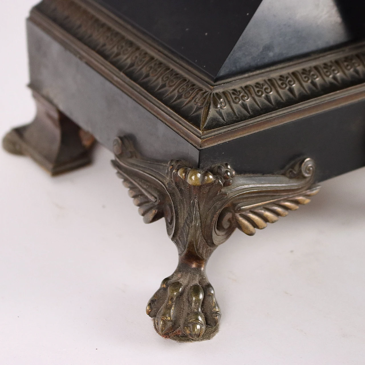 Black marble and bronze triptych with statues by Henri Honoré Plé 8