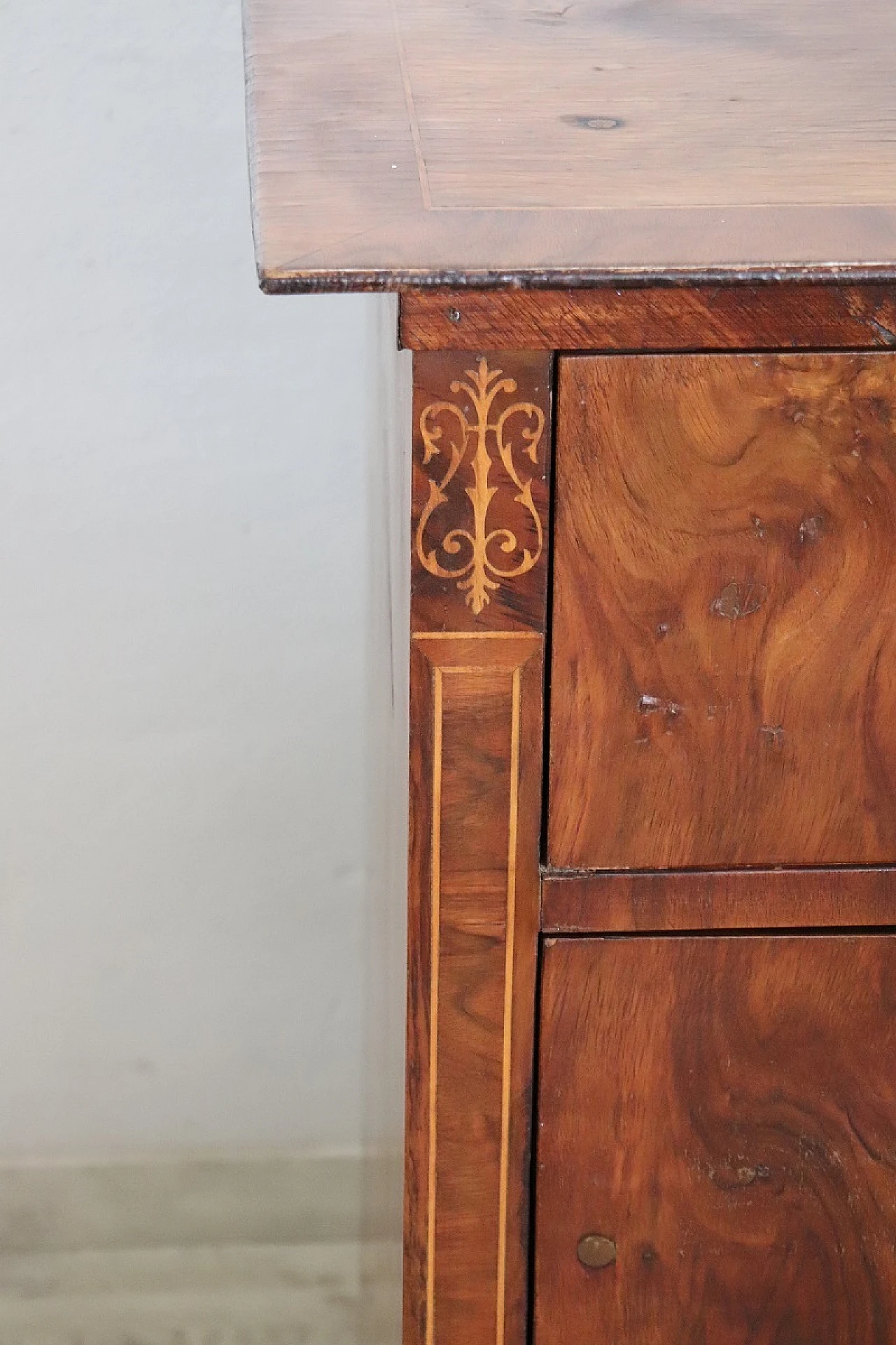 Walnut chest of drawers, second half of the 19th century 6