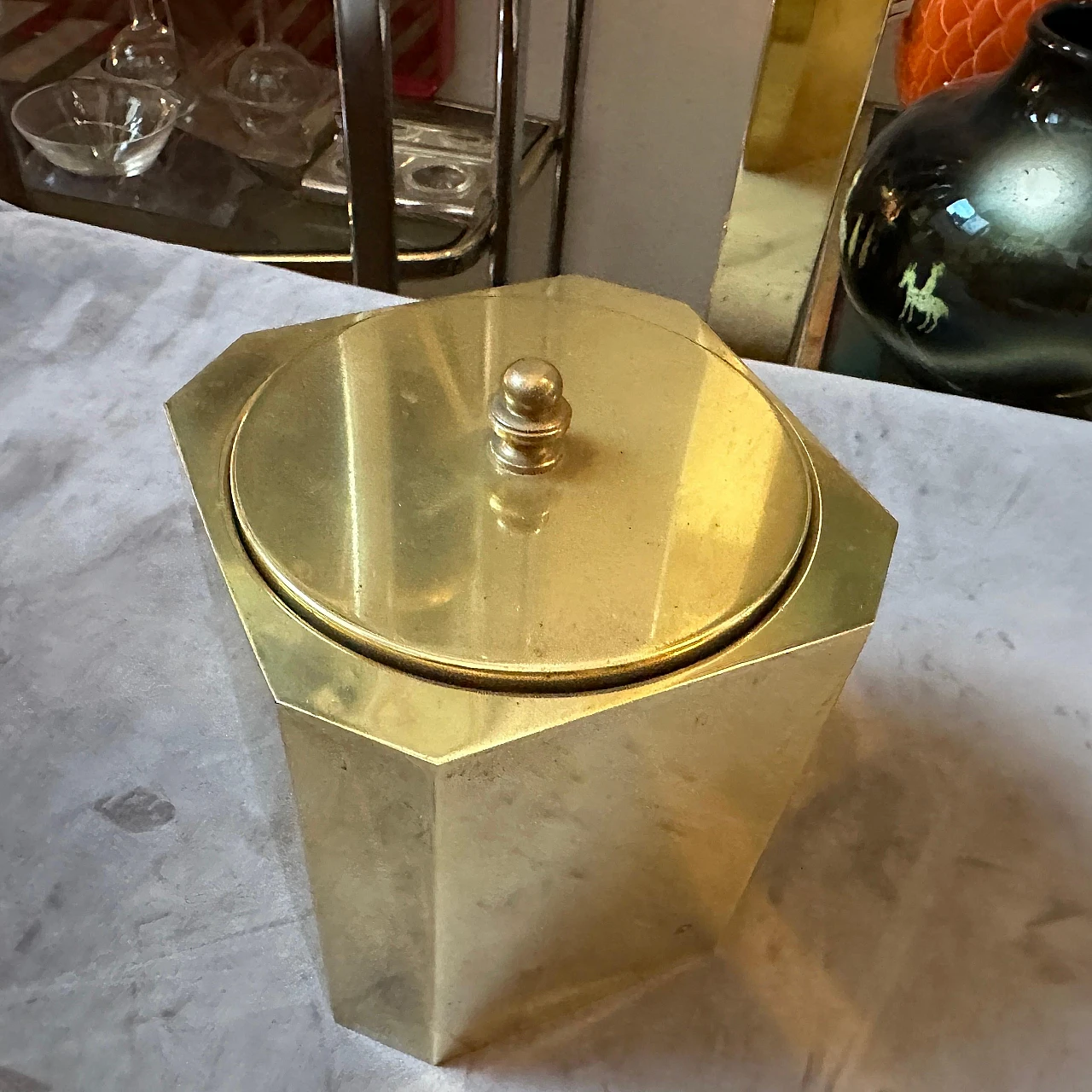 Octagonal solid brass ice bucket, 1950s 3