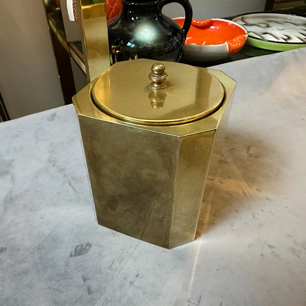 Octagonal solid brass ice bucket, 1950s 4