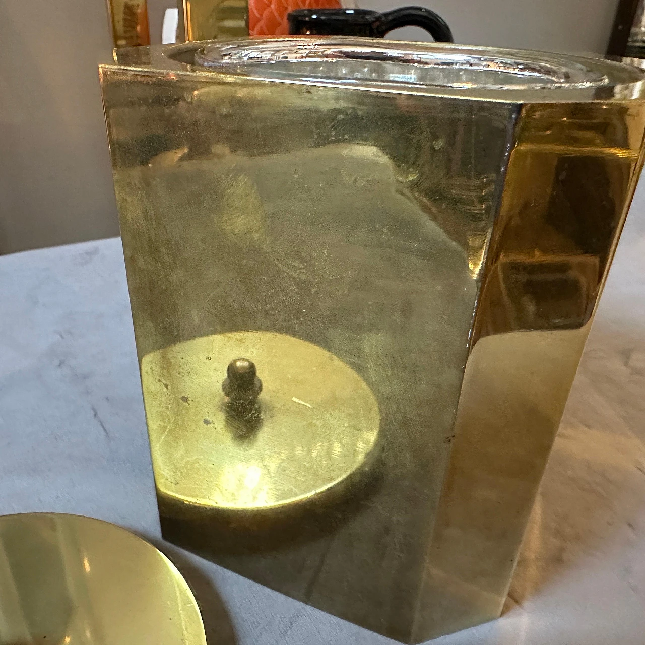 Octagonal solid brass ice bucket, 1950s 7