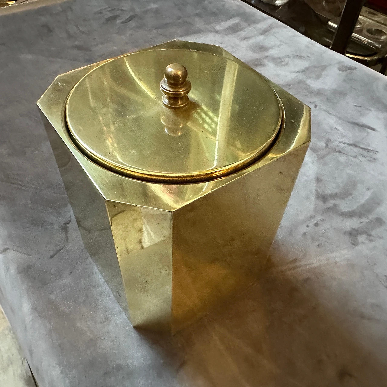 Octagonal solid brass ice bucket, 1950s 9