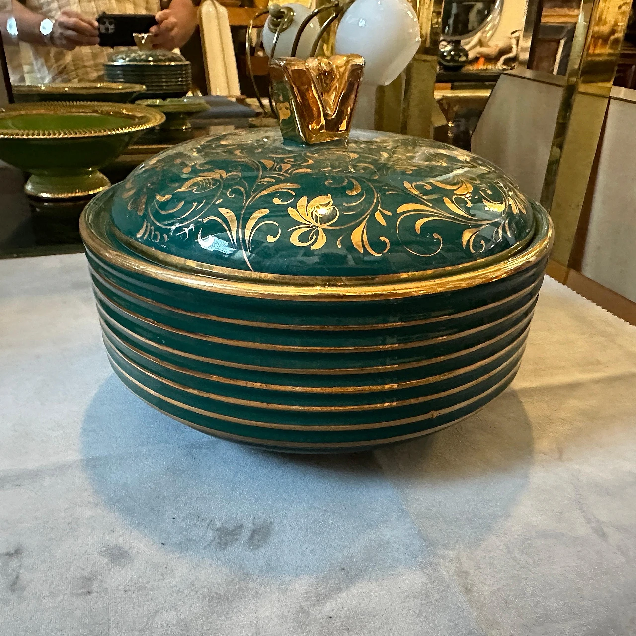 Scatola in ceramica verde e oro di La Colonnata, anni '60 8