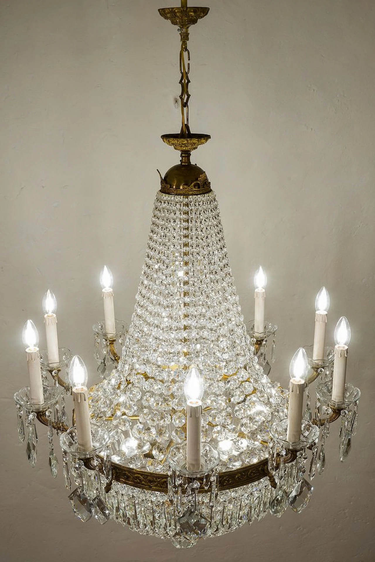 Lampadario stile Impero in ottone e cristallo, anni '40 5