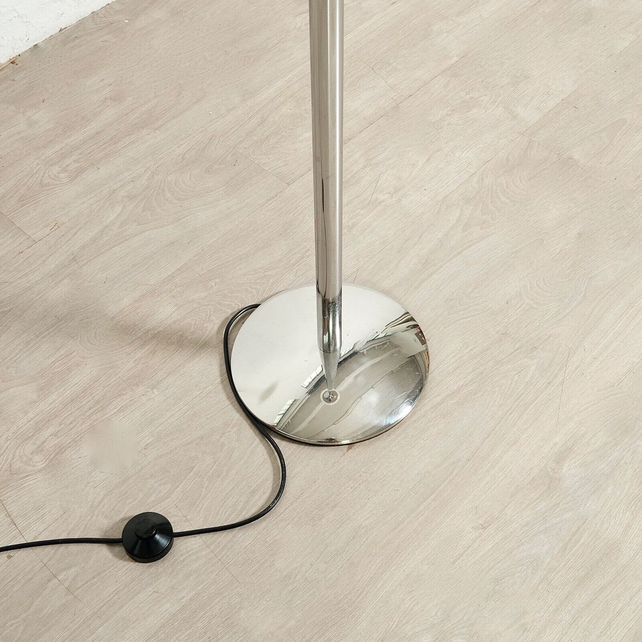 Aluminum and glass floor lamp by Goffredo Reggiani, 1970s 4