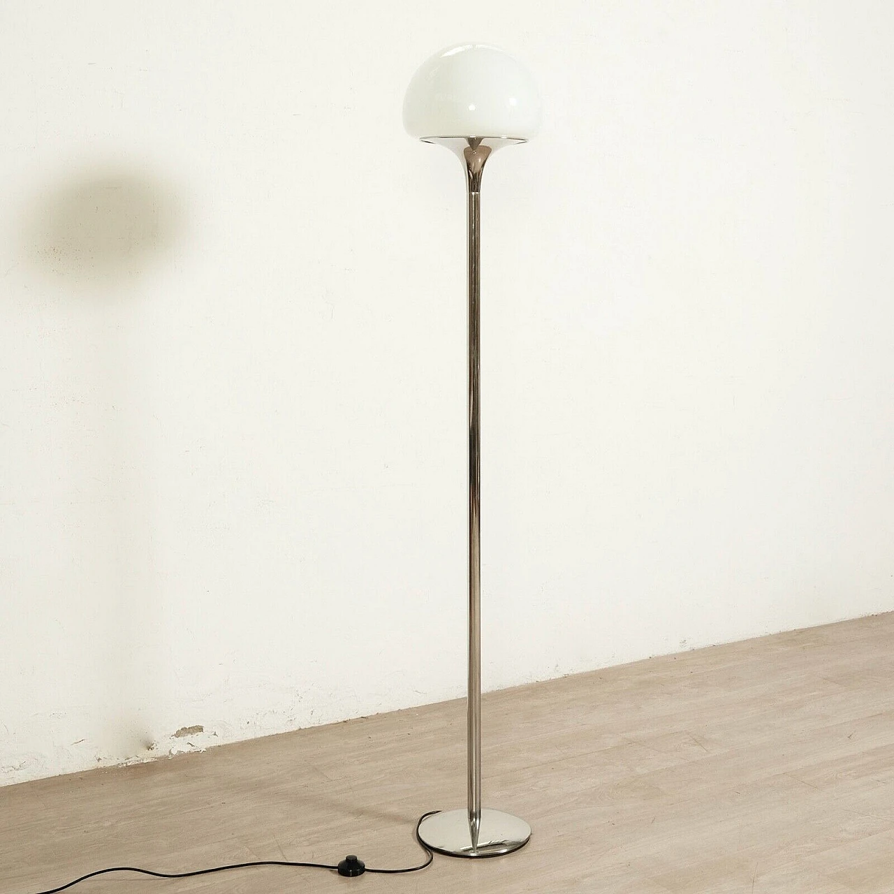 Aluminum and glass floor lamp by Goffredo Reggiani, 1970s 5