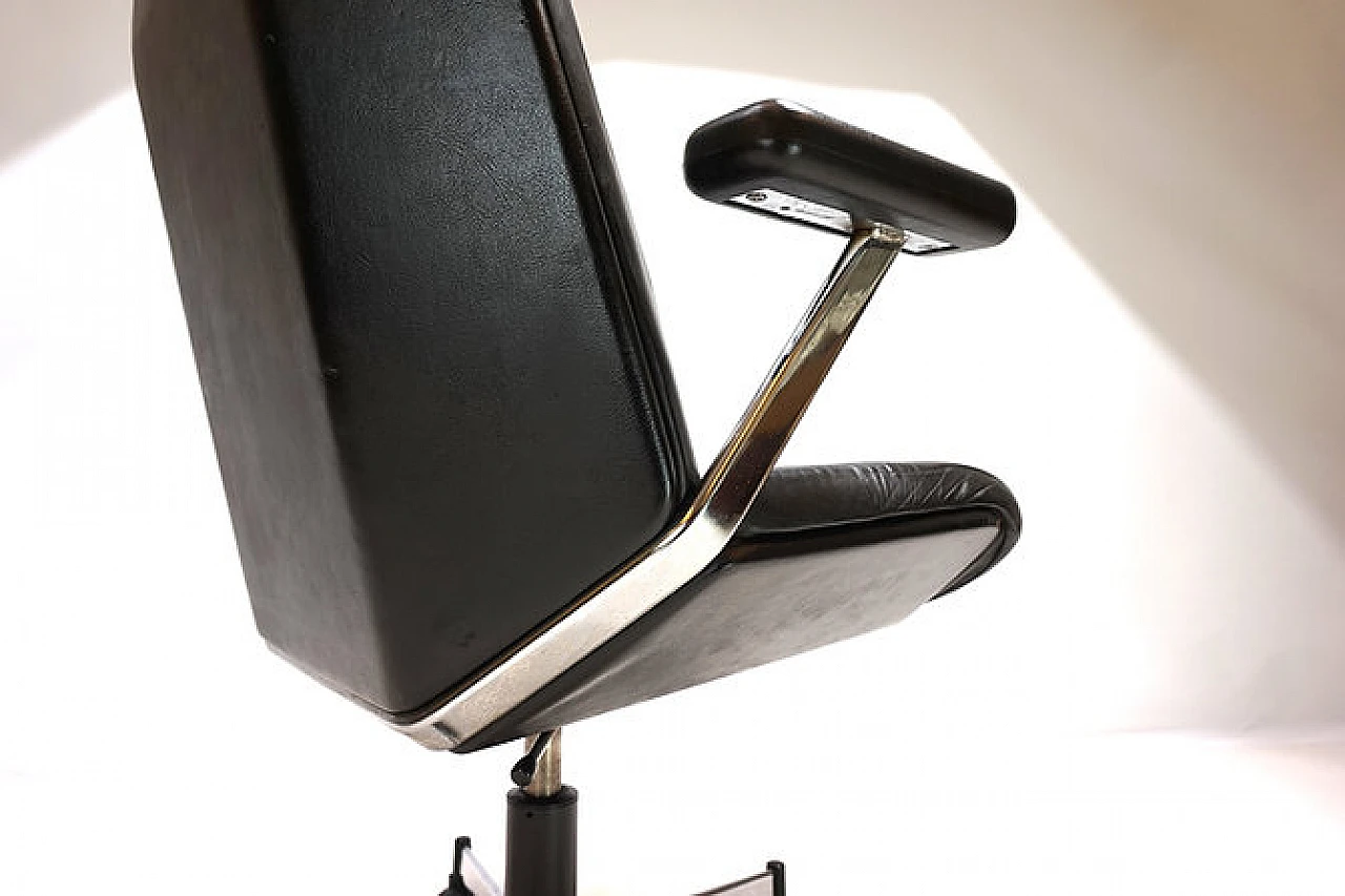 Black leather 7014 office armchair by Stoll Giroflex, 1970s 8