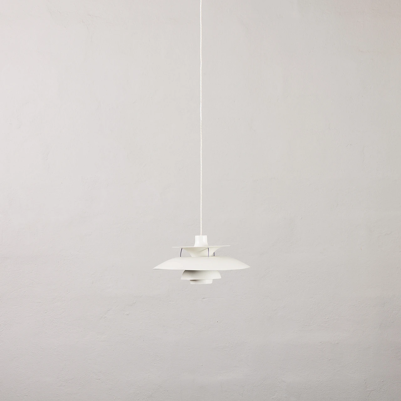 PH5 hanging lamp by P. Henningsen for Louis Poulsen, 1970s 3