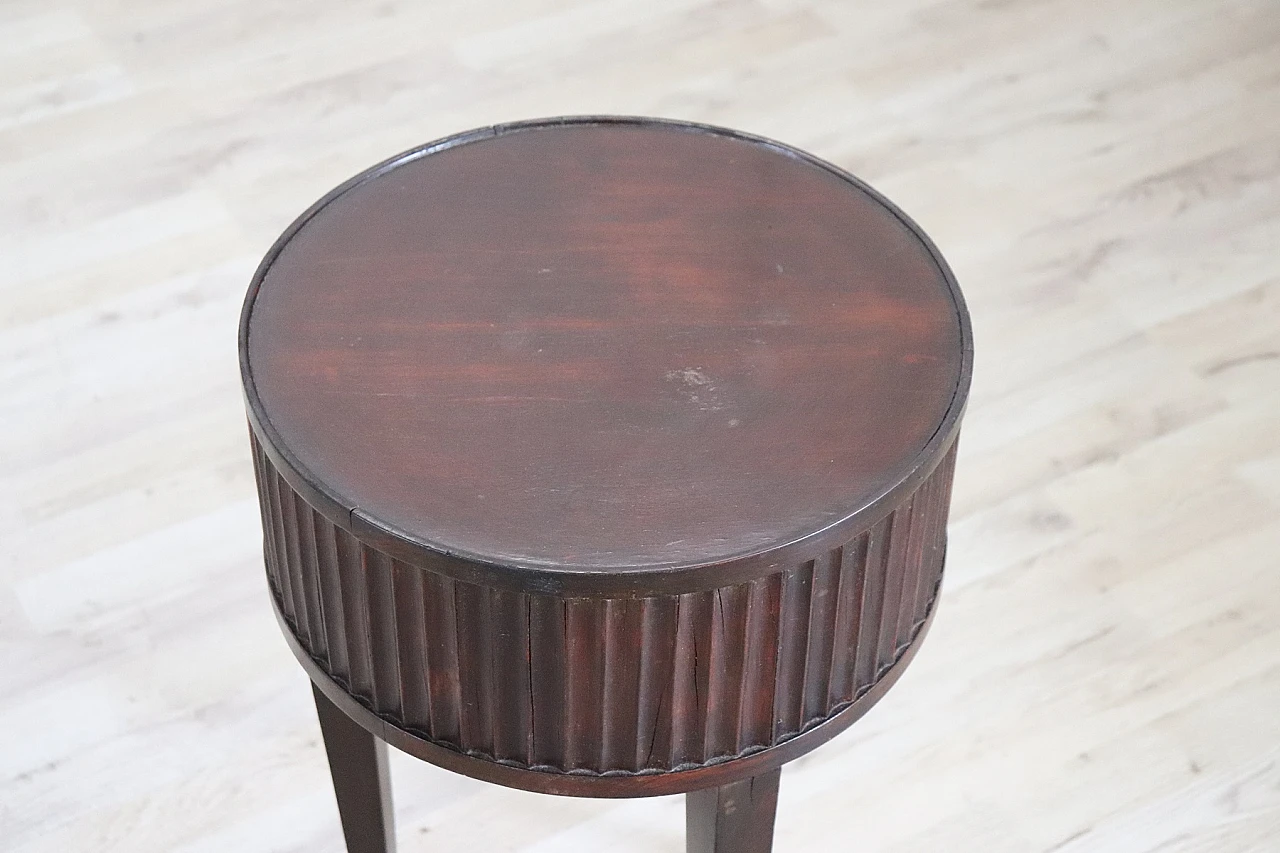 Round walnut coffee table, late 19th century 3