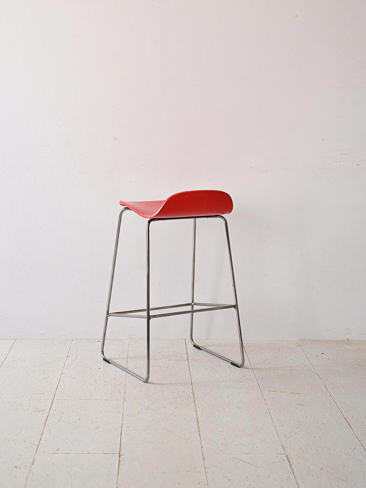 Scandinavian chromed and red enameled metal stool, 1960s 3