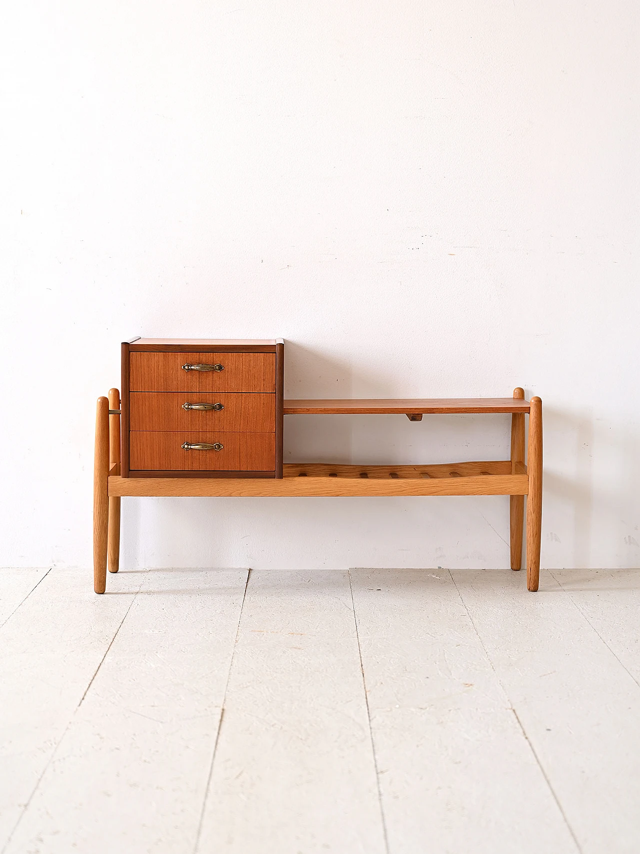 Scandinavian teak wood gossip bench, 1960s 2