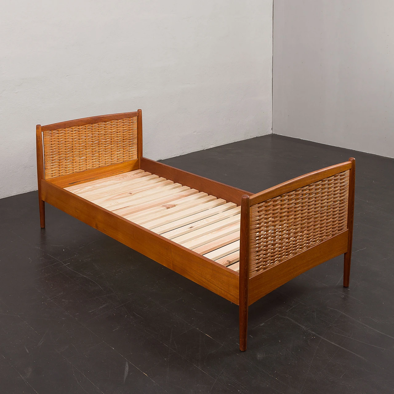 Pair of teak and rattan beds attributed to Kai Winding, 1950s 20
