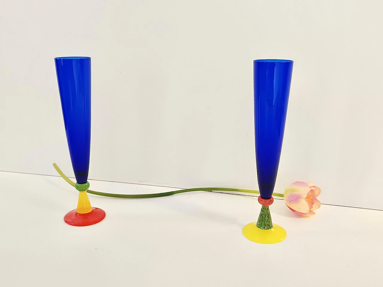 Pair of blue Murano glass flutes by Bisazza & Rotella, 2000 2