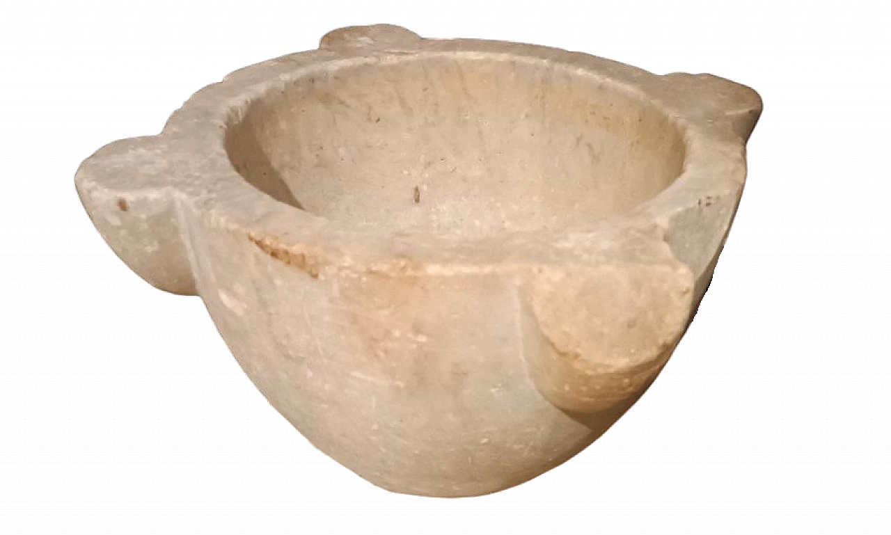 Marble mortar, late 17th century 10