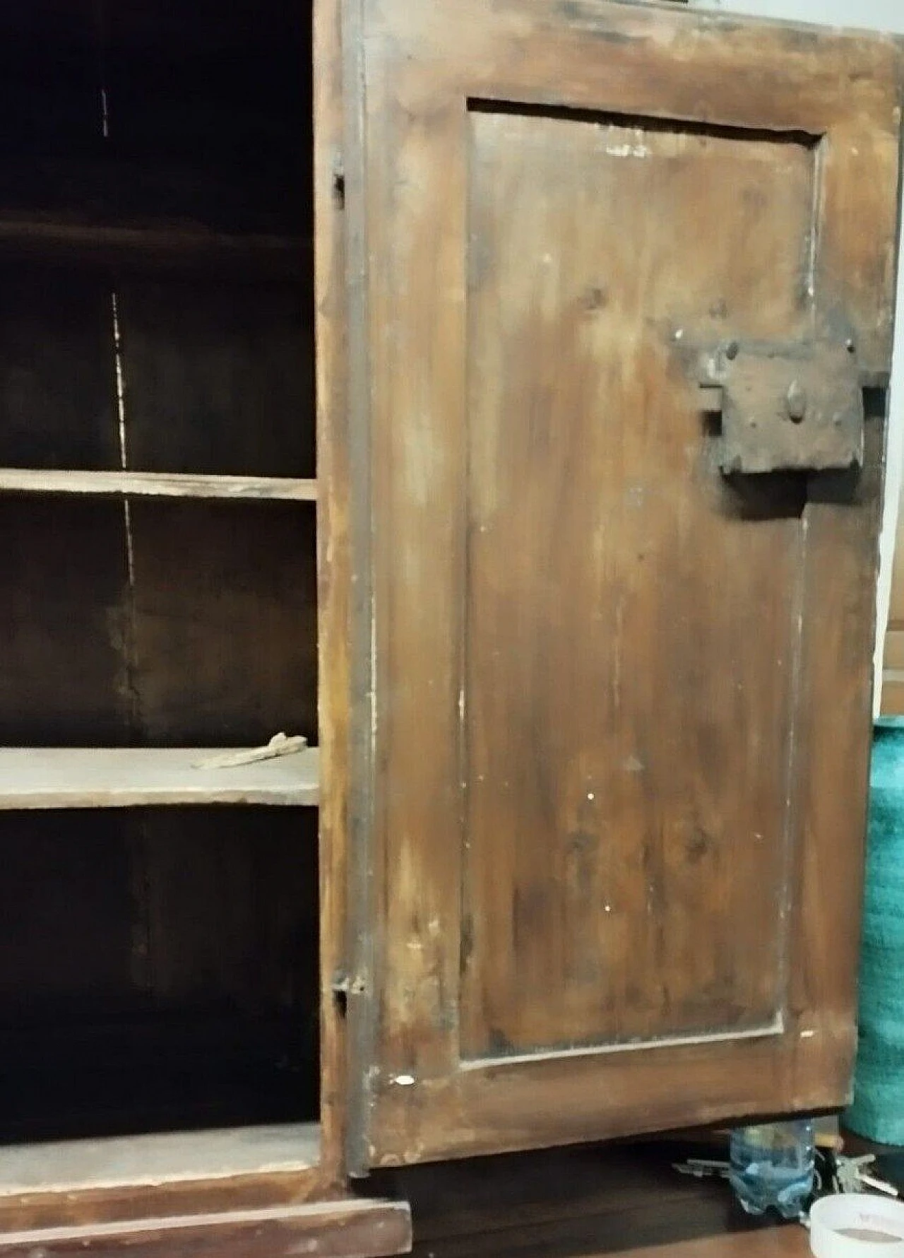 Tuscan soft wood cabinet, 18th century 4