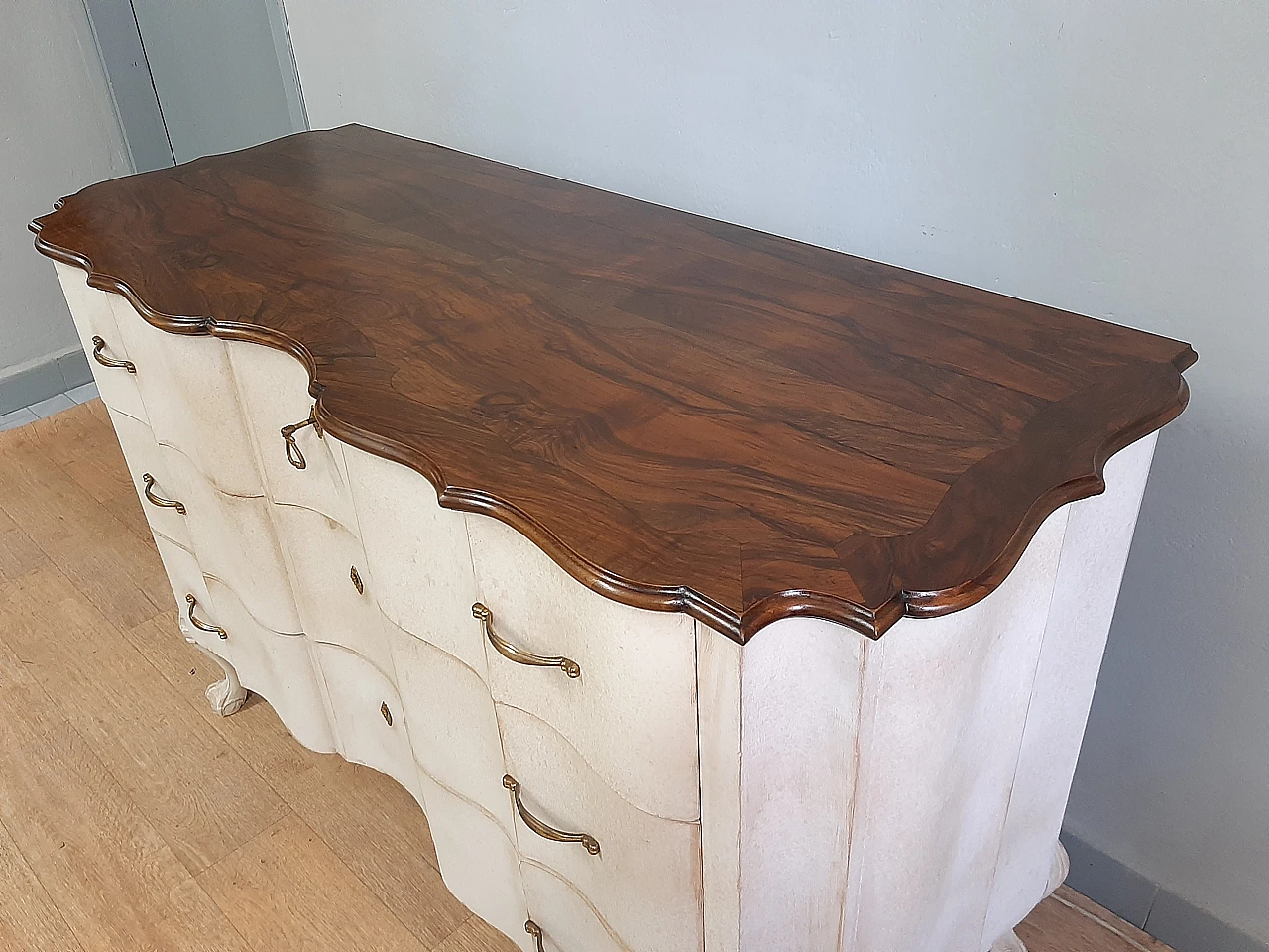 Louis XV style lacquered wood and flamed oak commode 16