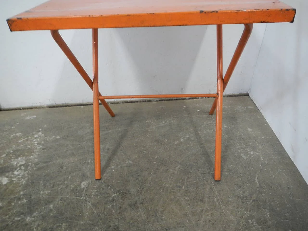 Orange iron folding garden table by Vinante, 1970s 5