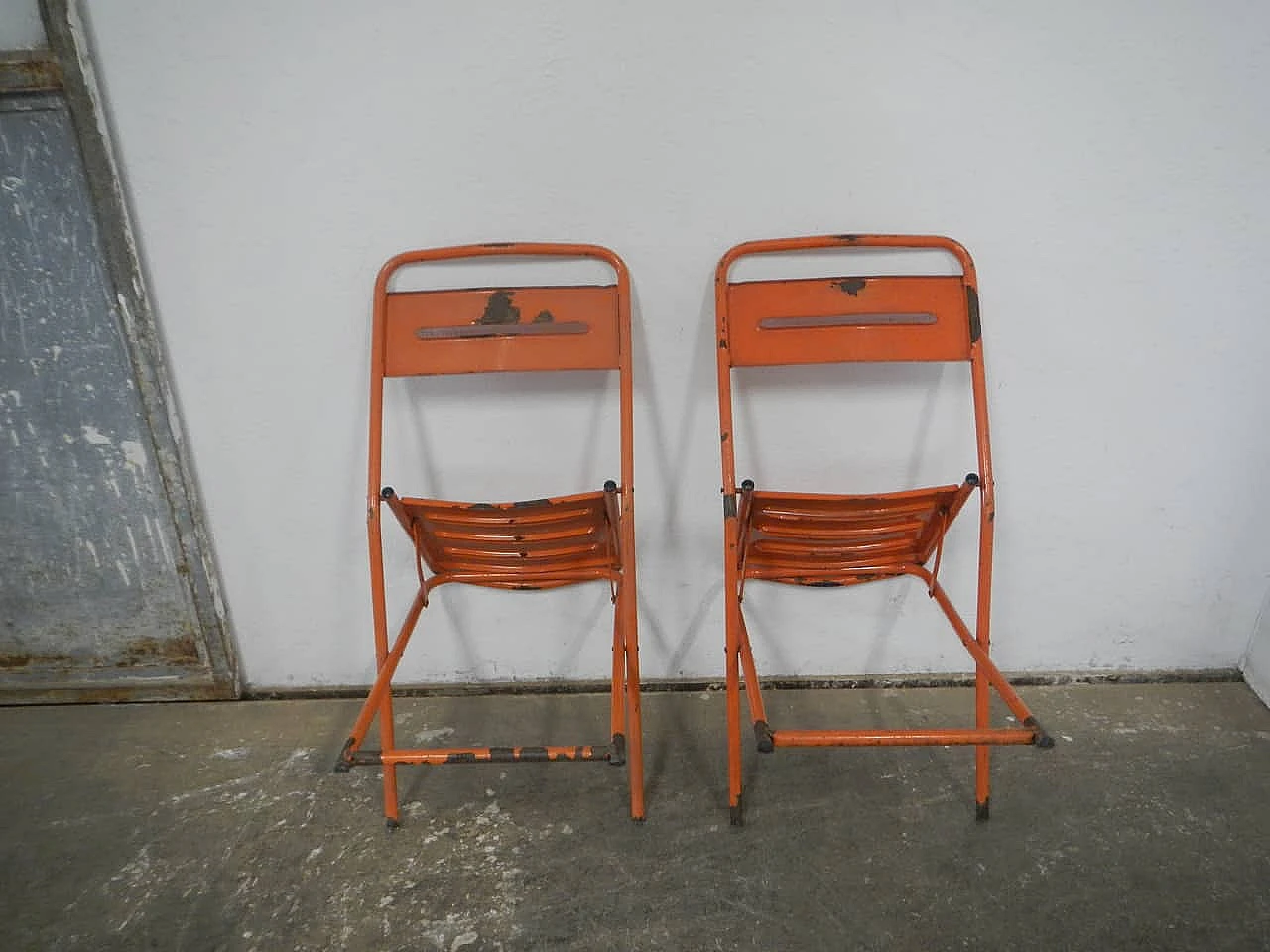 Pair of orange garden folding chairs by Vinante, 1970s 4