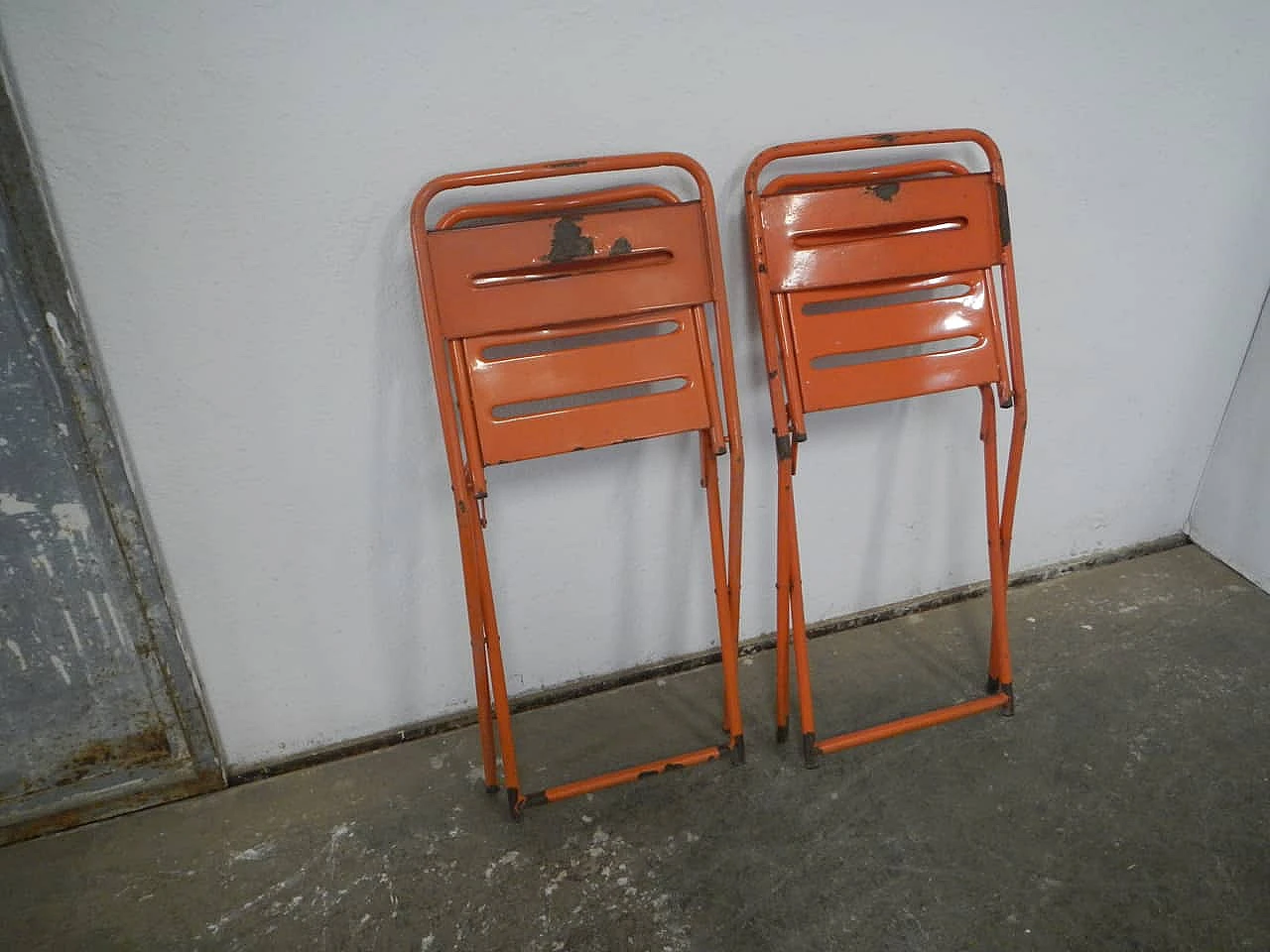 Pair of orange garden folding chairs by Vinante, 1970s 8