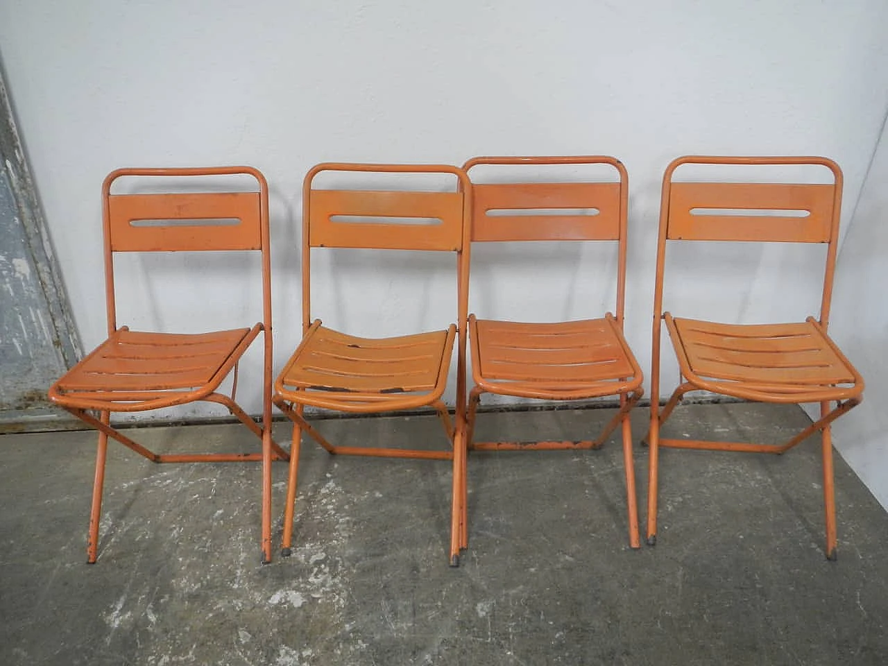 4 Orange iron folding garden chairs by Vinante, 1970s 1