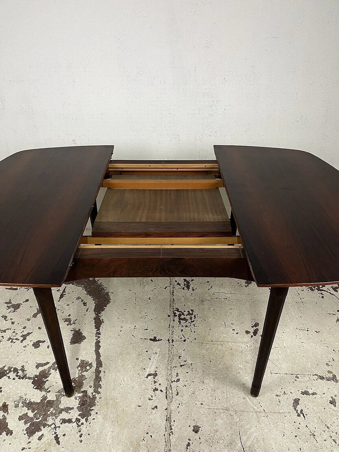 Scandinavian rosewood extendable table, 1960s 9