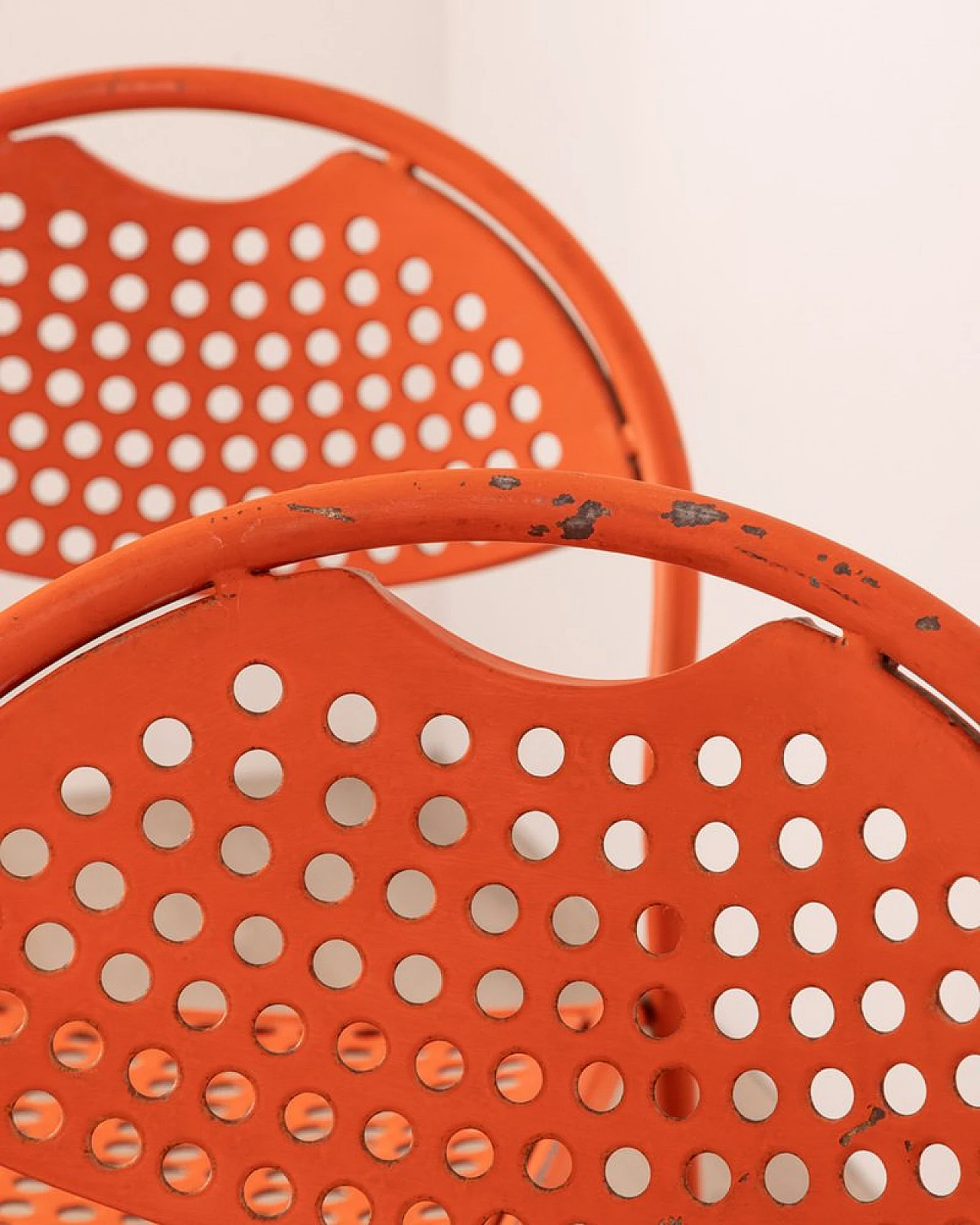 Pair of orange garden chairs in iron, 1970s 3