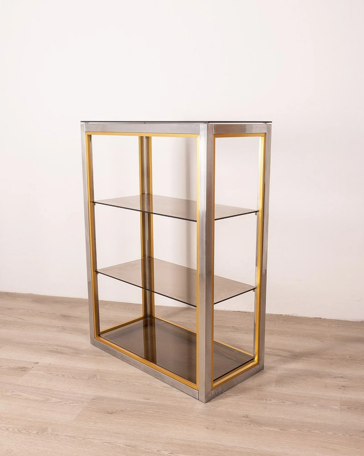 Showcase in chromed metal, brass & smoked glass by R. Zevi, 1970s 4