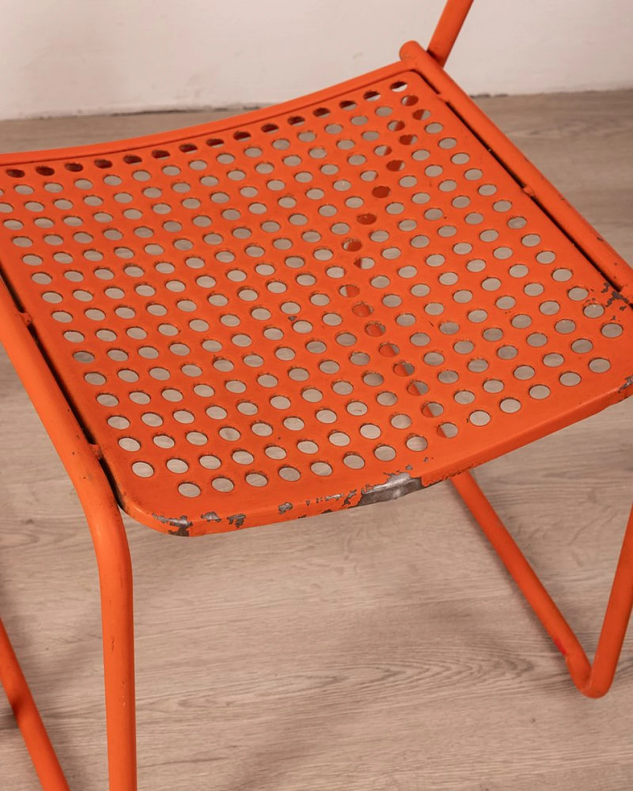 Pair of orange garden chairs in iron, 1970s 7