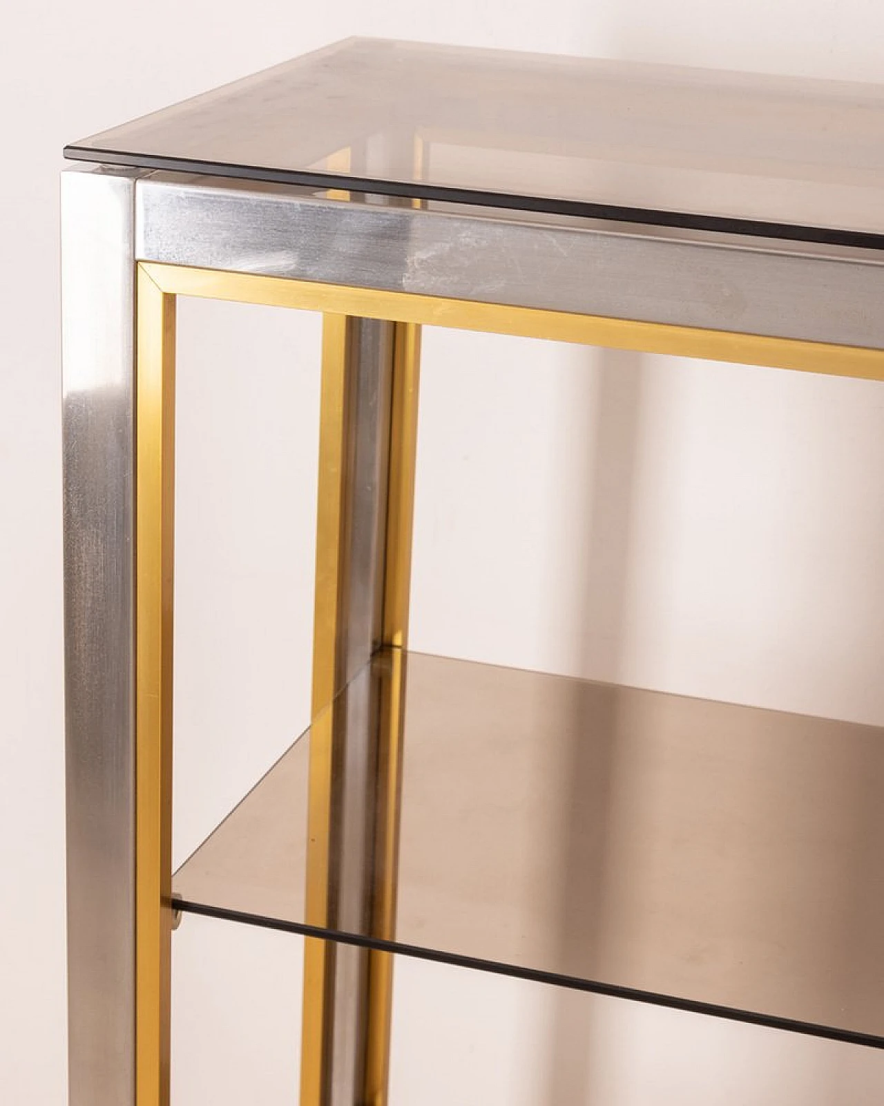 Showcase in chromed metal, brass & smoked glass by R. Zevi, 1970s 9