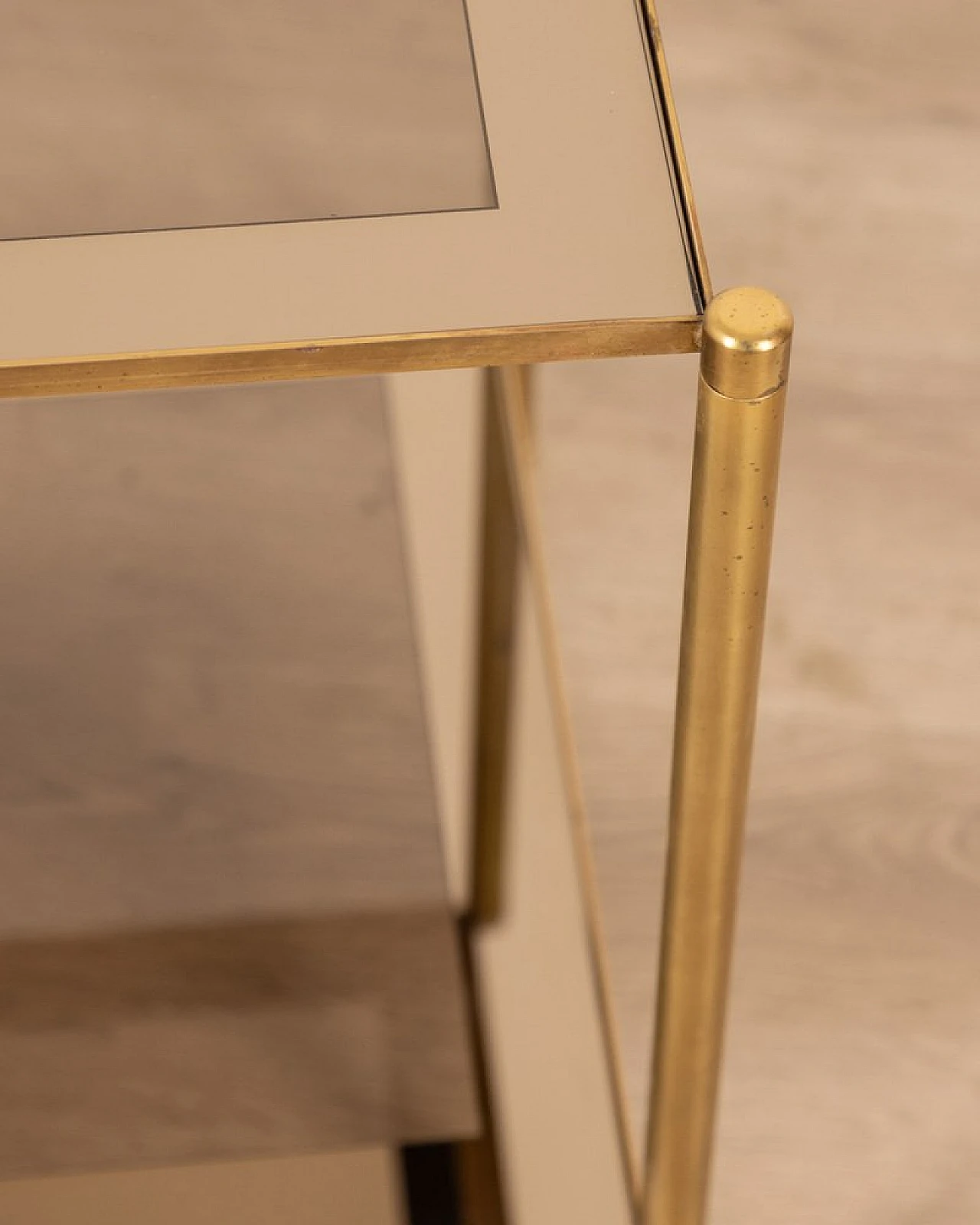 Double-top coffee table in golden brass and smoked glass, 1960s 4