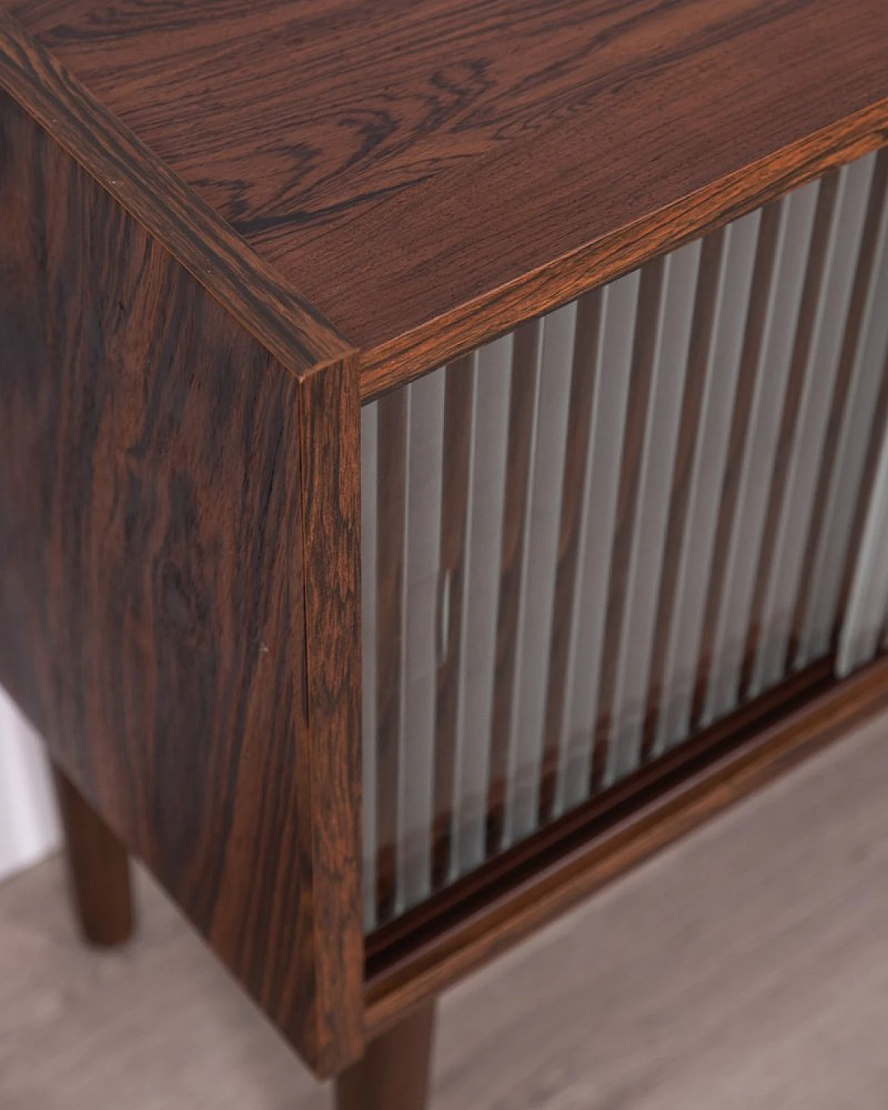 Sideboard in rosewood and glass by Poul Cadovius, 1960s 4