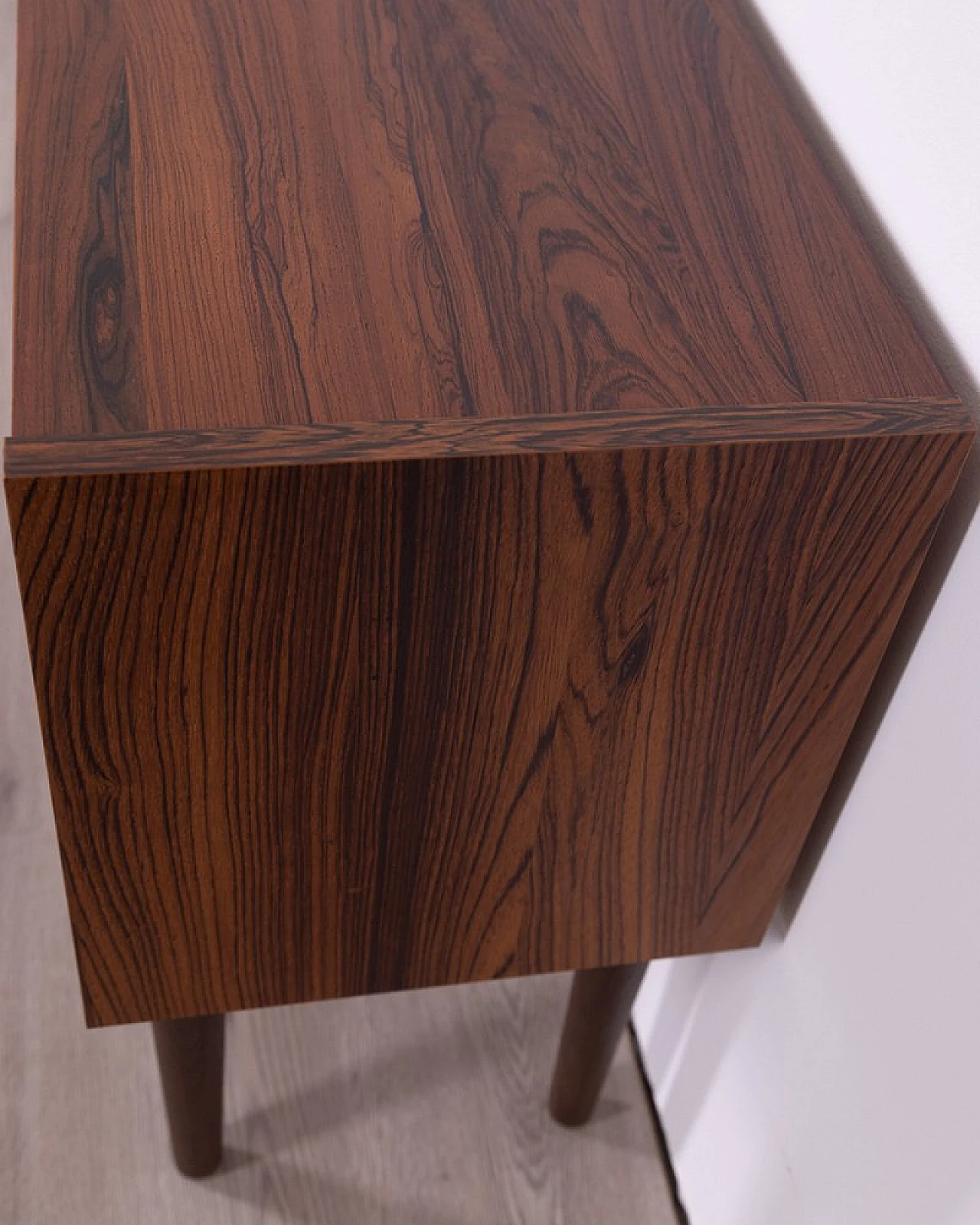 Sideboard in rosewood and glass by Poul Cadovius, 1960s 8