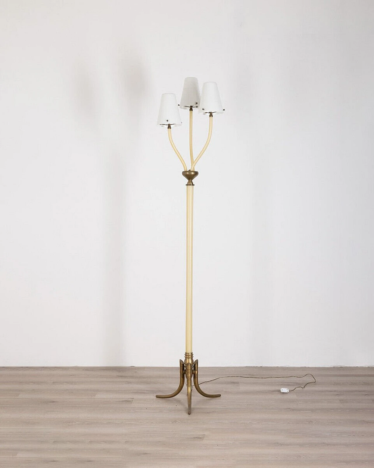 3-Light floor lamp in Murano glass and golden brass, 1950s 1