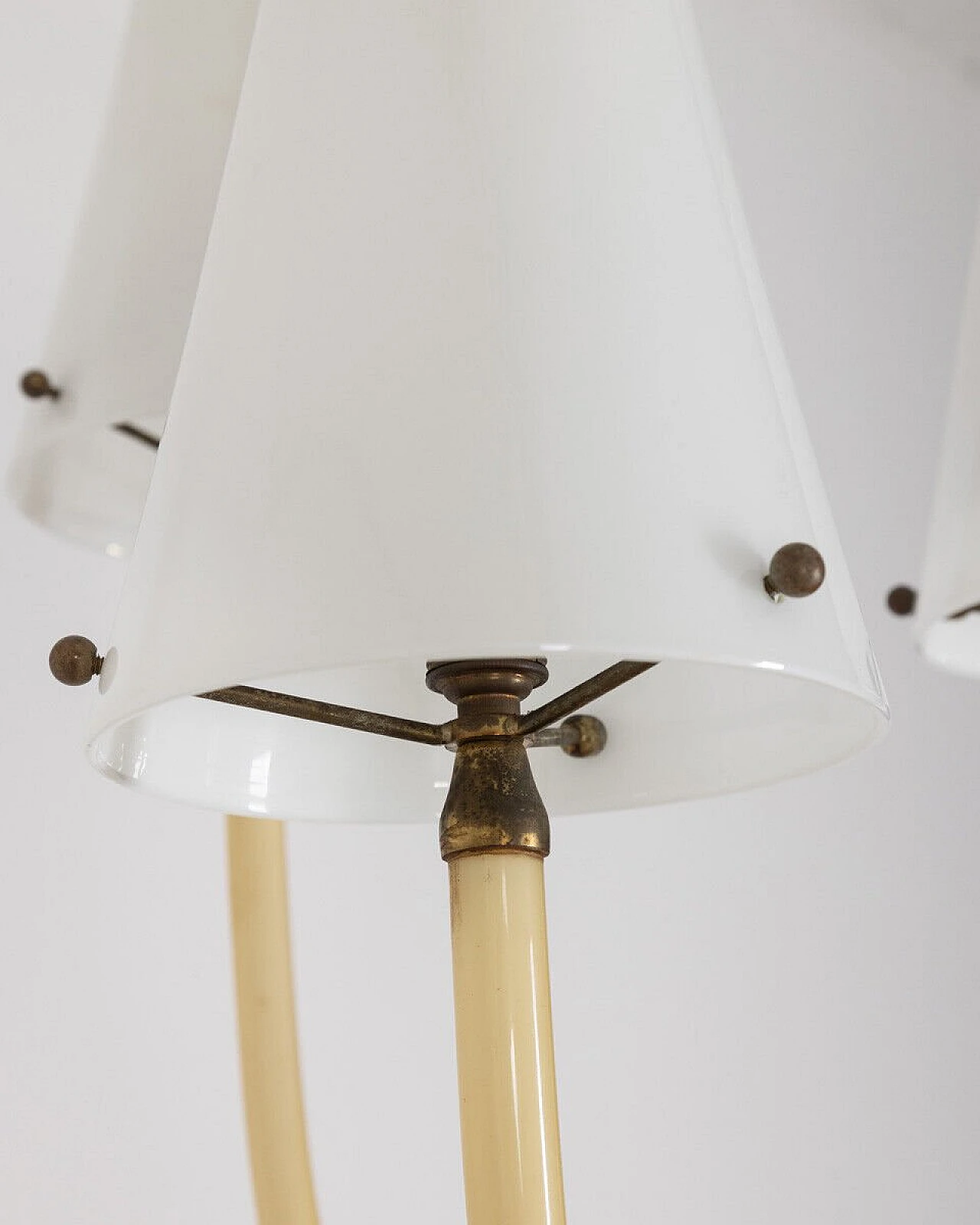 3-Light floor lamp in Murano glass and golden brass, 1950s 5