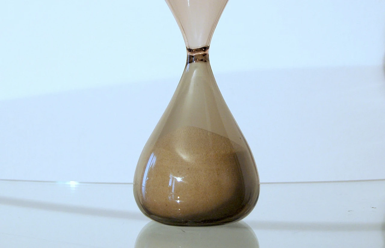 Hourglass in Murano glass by Fulvio Bianconi for Venini, 1983 2