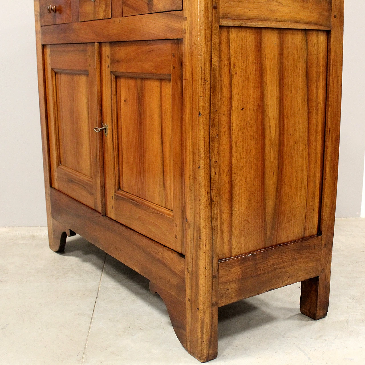 Credenza Luigi Filippo in noce massello, metà '800 5