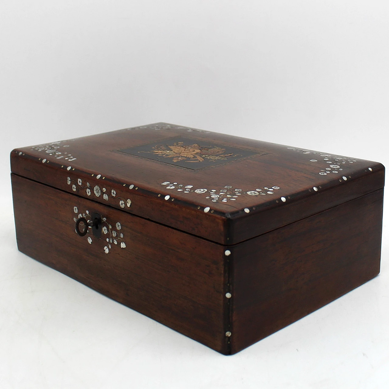Napoleon III jewellery box rosewood inlaid with mother-of-pearl 10