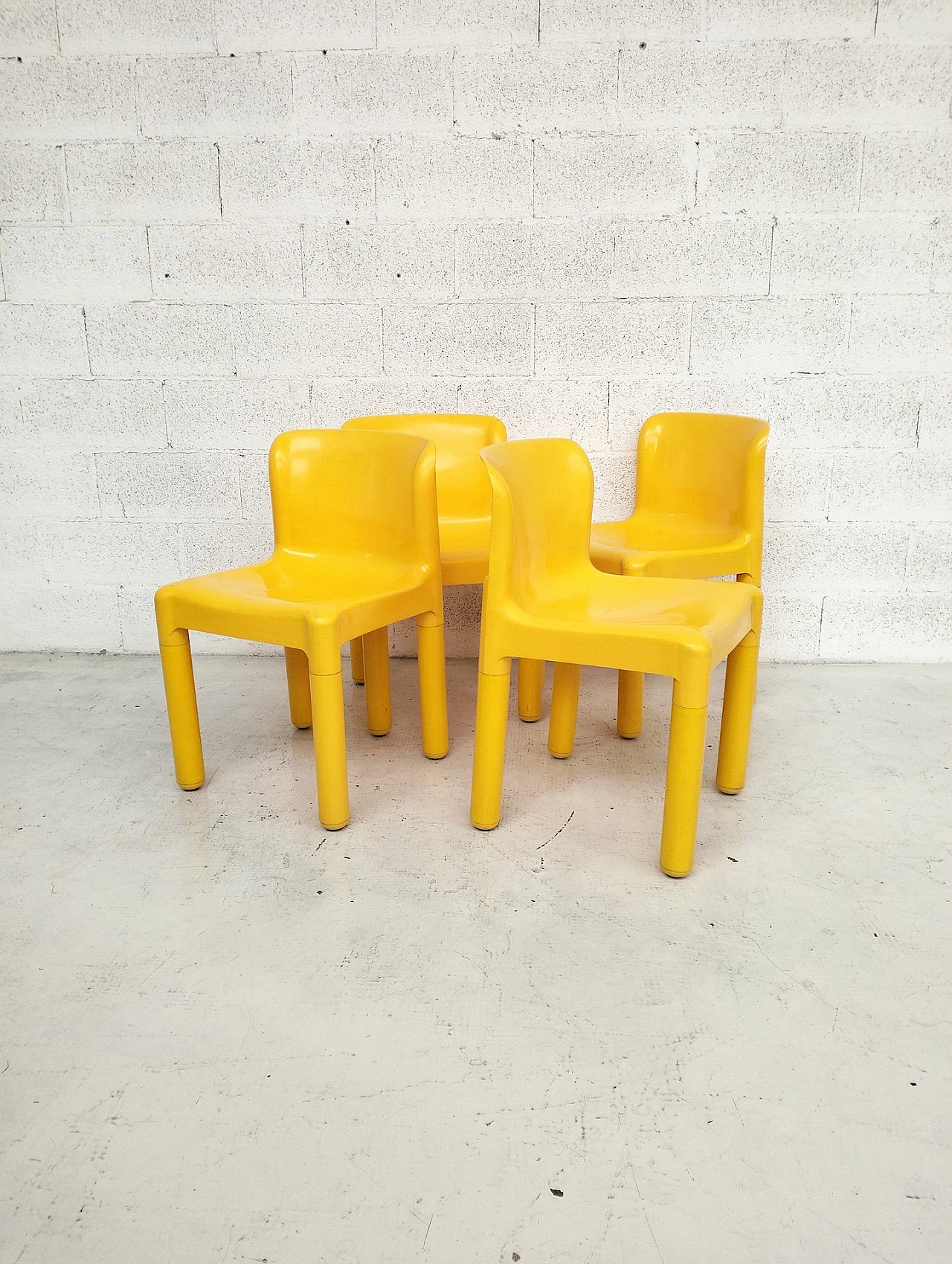 4 Yellow plastic chairs 4875 by Carlo Bartoli for Kartell, 1970s 2