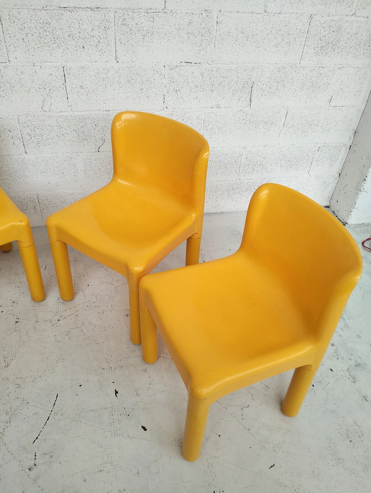 4 Yellow plastic chairs 4875 by Carlo Bartoli for Kartell, 1970s 6