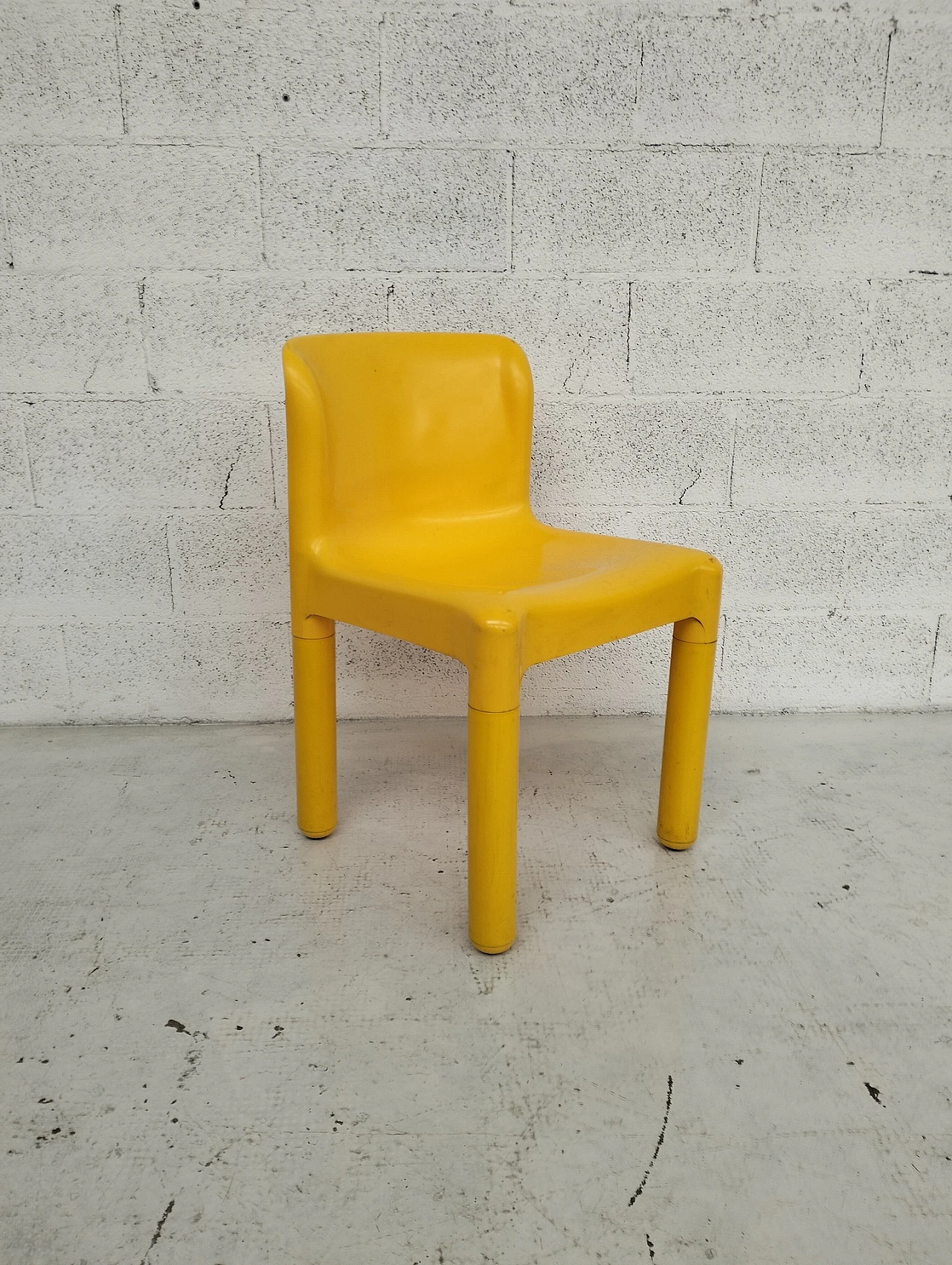 4 Yellow plastic chairs 4875 by Carlo Bartoli for Kartell, 1970s 7